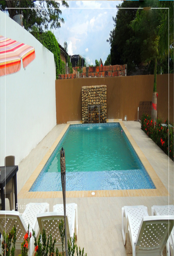 Piscina Refrescante en Isla Paraíso